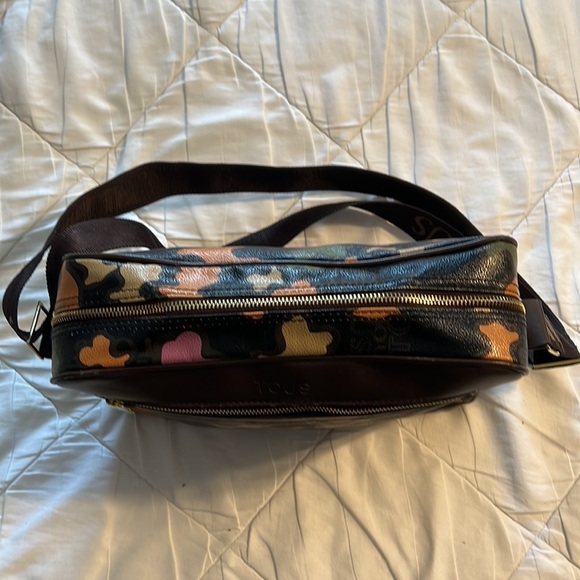 Tous - Classic Kaos Shoulder Strap Handbag Vinyl Cross Body Bag - Picture 4 of 9